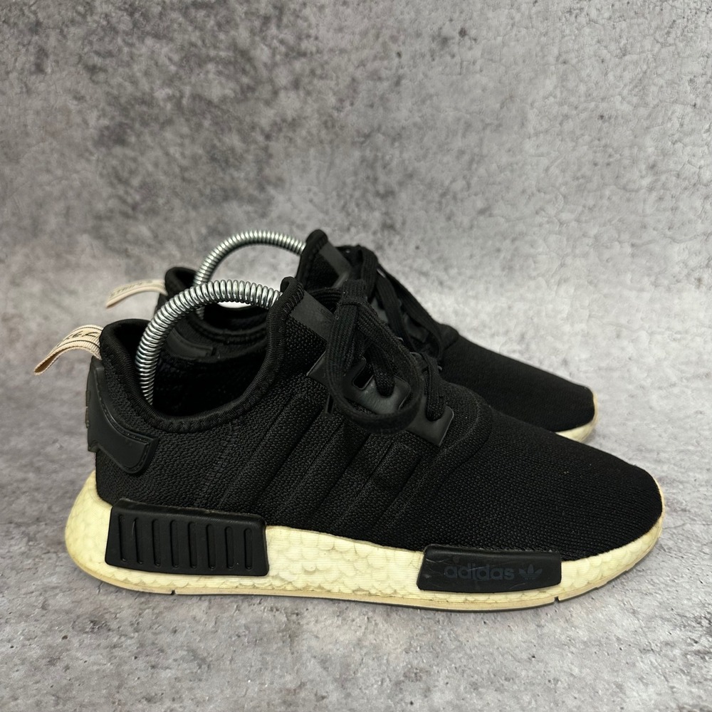 adidas NMD R1 Sneakers Womens 7.5 Black BD8026 Boost Athletic Running Shoes